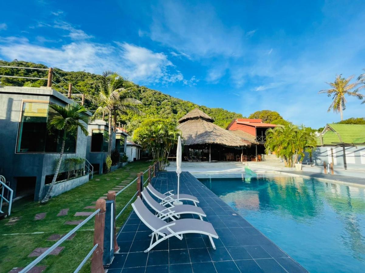 The Sea Resort Haad Rin Bagian luar foto