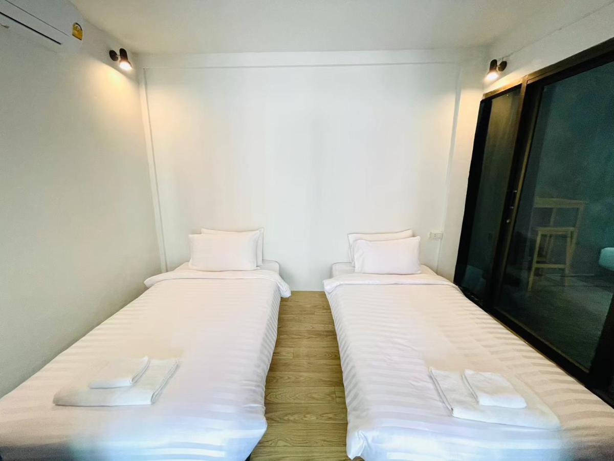 The Sea Resort Haad Rin Bagian luar foto