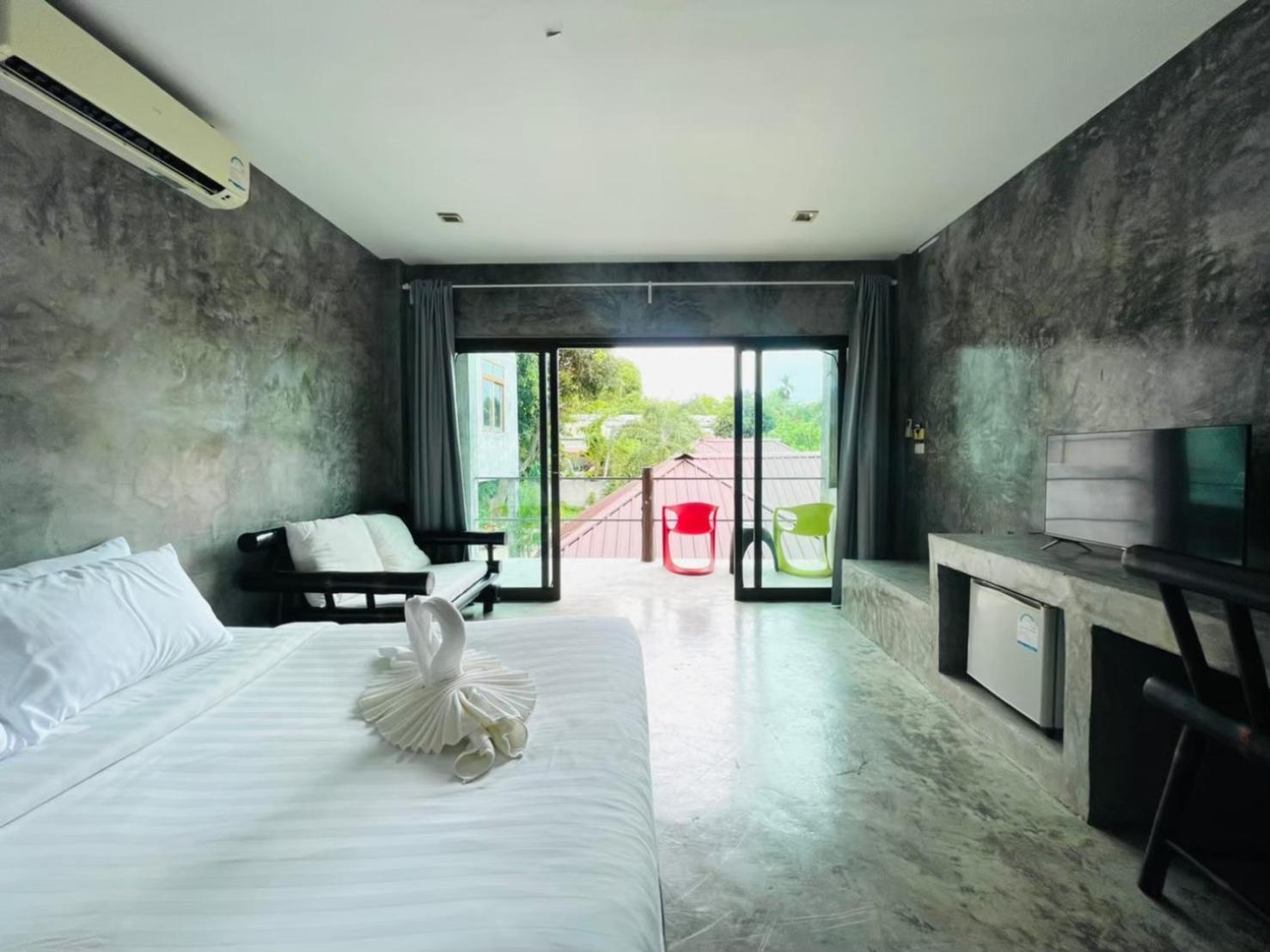 The Sea Resort Haad Rin Bagian luar foto